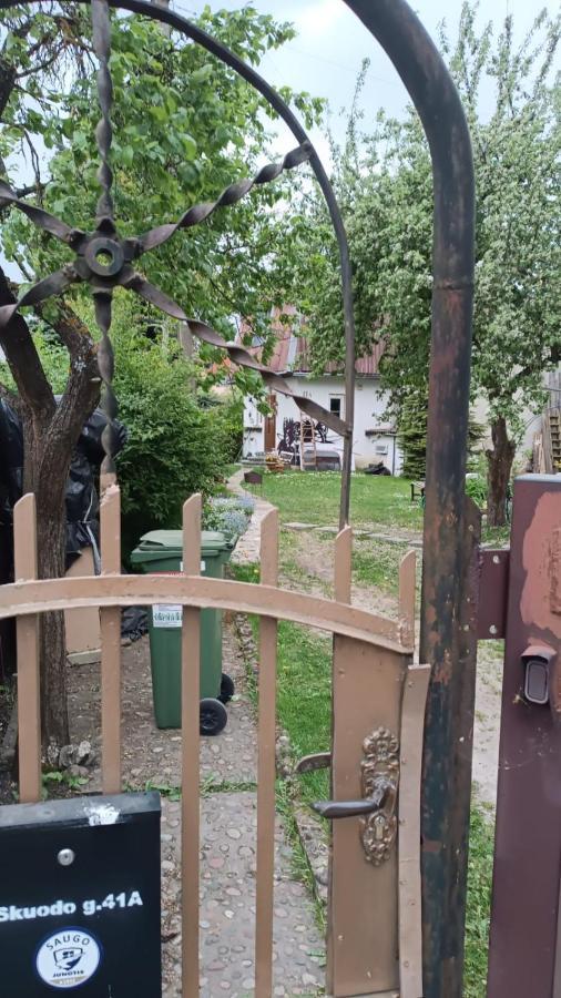 Kambario Nuoma Namelyje Kaunas Exterior foto